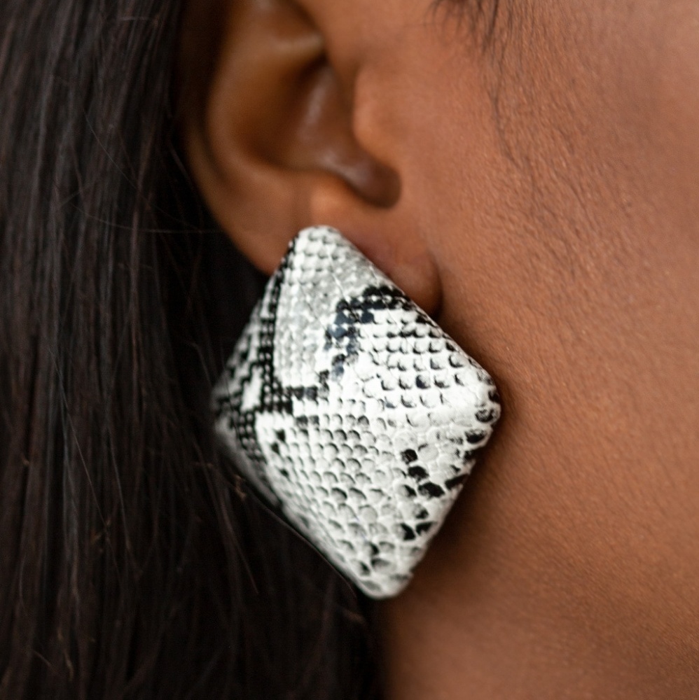 Making HISS-tory - White Earrings